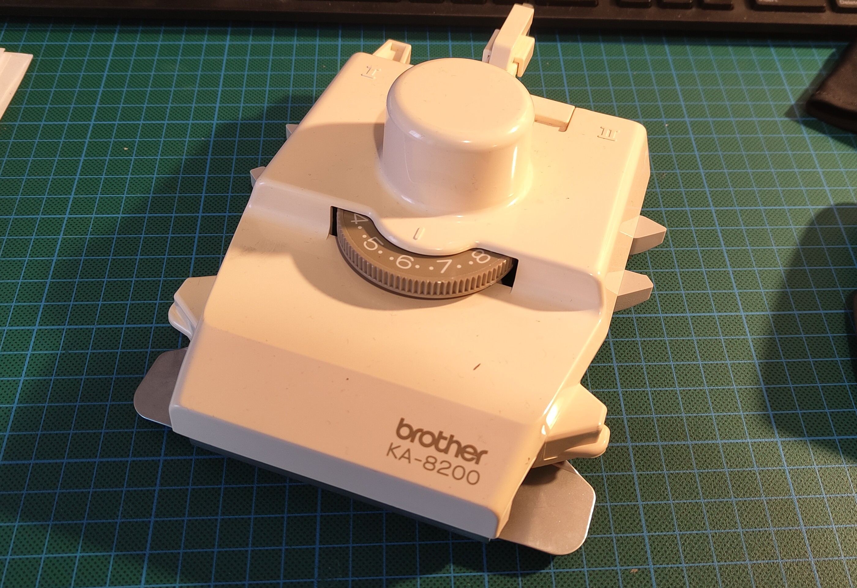 Chariot Intarsia KA-8200